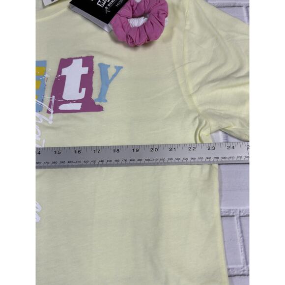 Looney Tunes Tweety Bird T-Shirt Crew Neck Yellow Juniors Size 21 XXXL - Picture 3 of 8